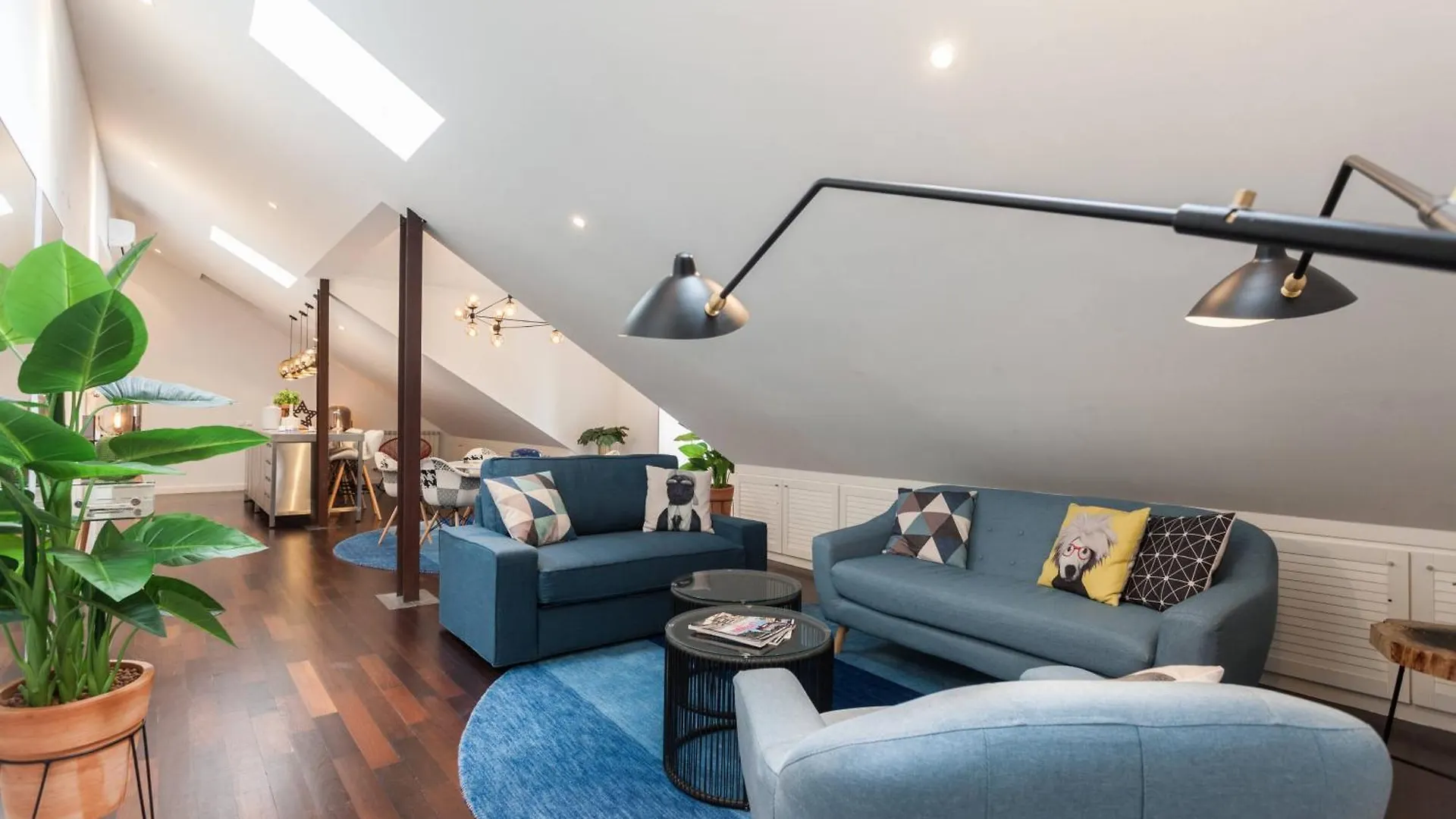 Explore Vibrant Lisbon From A Designer Loft At Casa Da Barroca Lejlighed