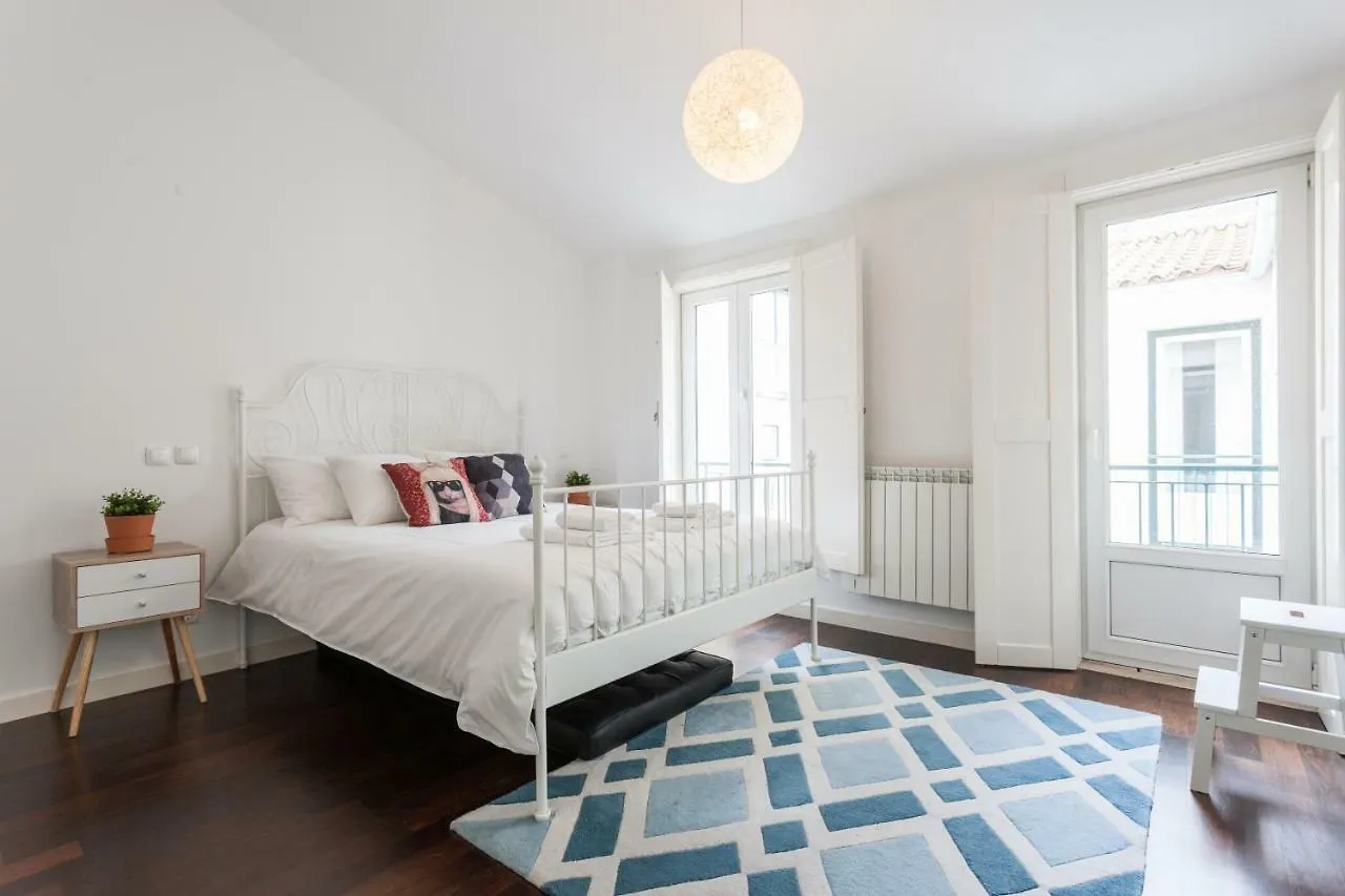 Explore Vibrant Lisbon From A Designer Loft At Casa Da Barroca 0*,